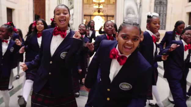 Detroit Academy of Arts and Sciences choir performs 'One Nation Under A Groove'